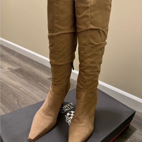 Vince Camuto Derika 2 Suede Tortilla - Picture 3 of 7